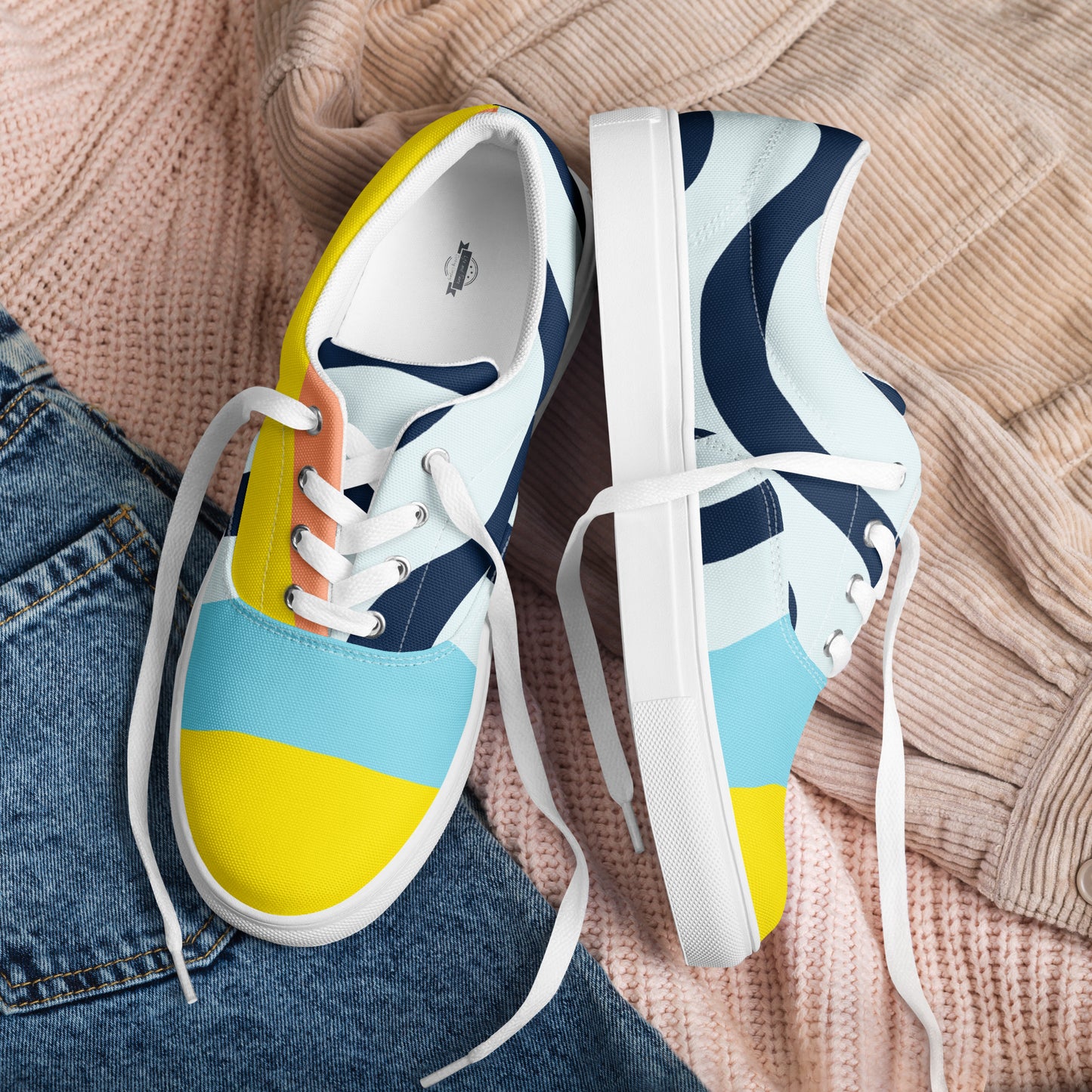 Color Pop Men’s lace-up canvas shoes